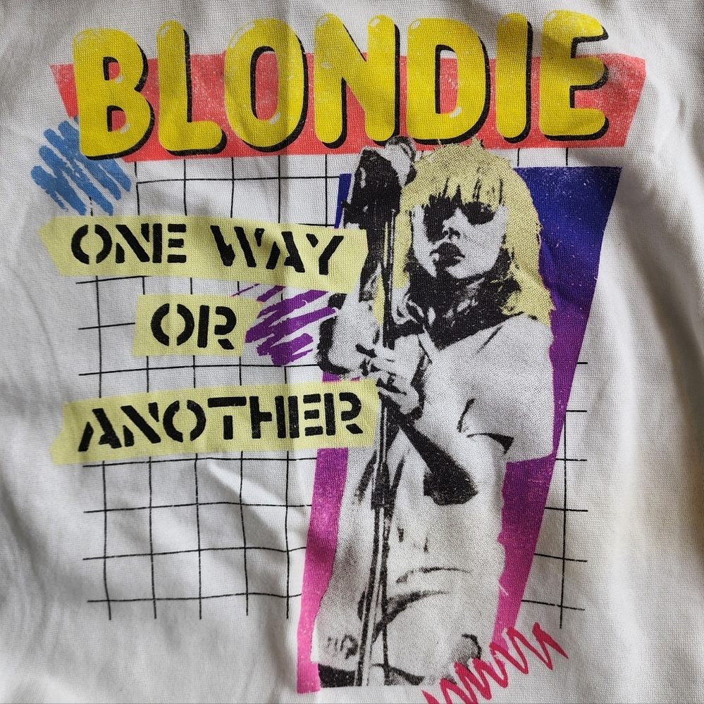 Blondie sweatshirt size small NWT.